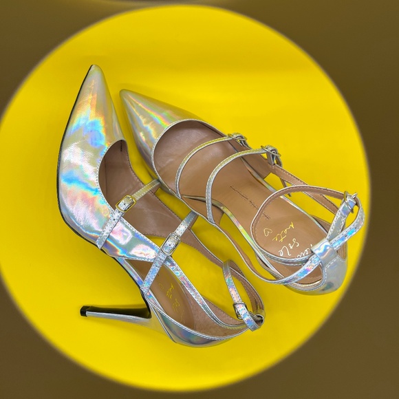 Banana Republic Shoes - BANANA REPUBLIC, SZ.9 1/2, SILVER IRIDESCENT